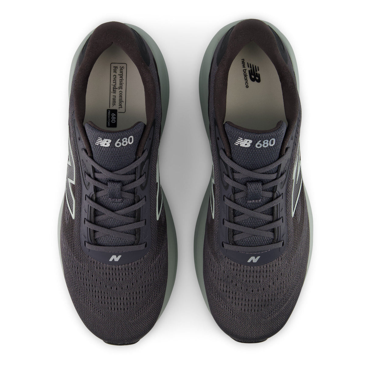 New Balance M680 V9