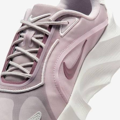 Nike Aura Edge HQ7025-001