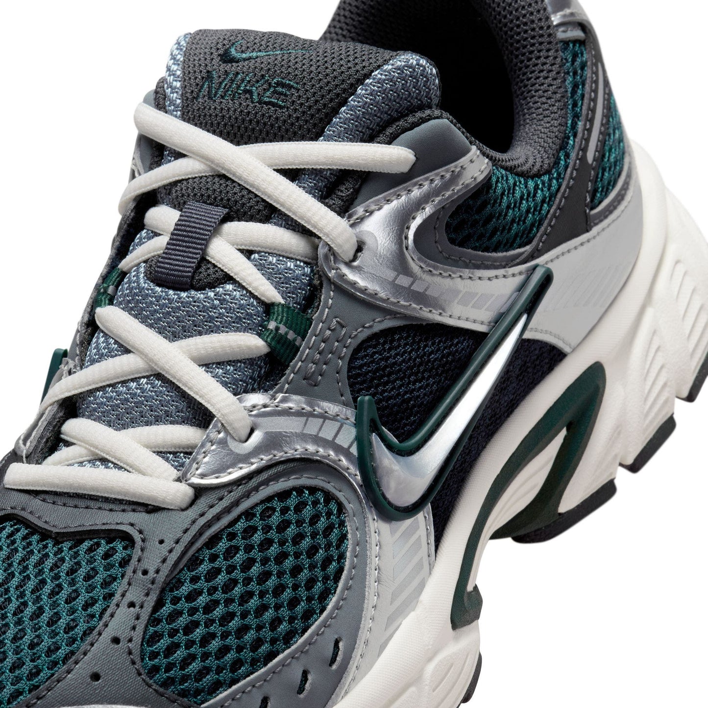 Nike V5 HQ7901-300