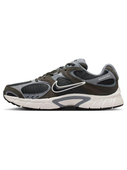 Nike v5 RNR Suede